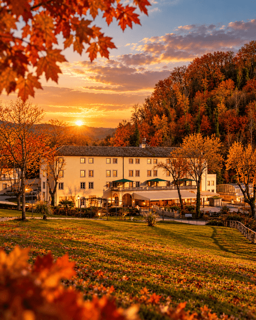 Resort Country Chic Al Tramonto Autunnale
